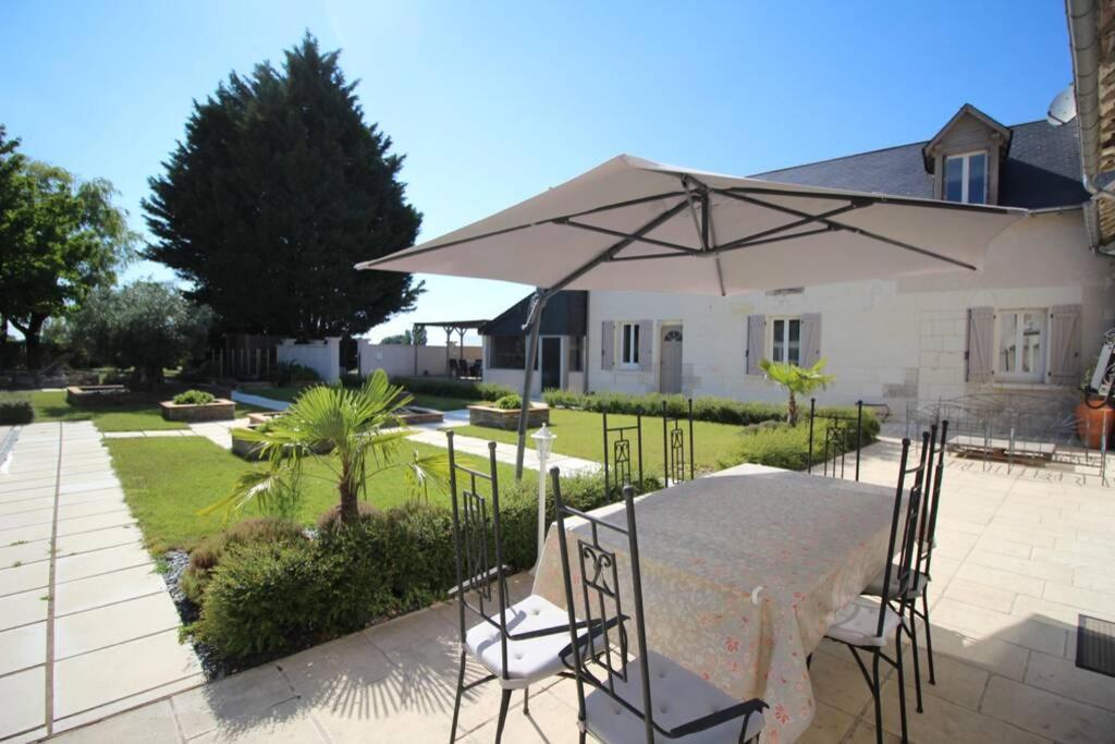 Gite Les Doucesheures- 110M²--3 Chambres-6 Pers Betz-le-Chateau Exterior foto